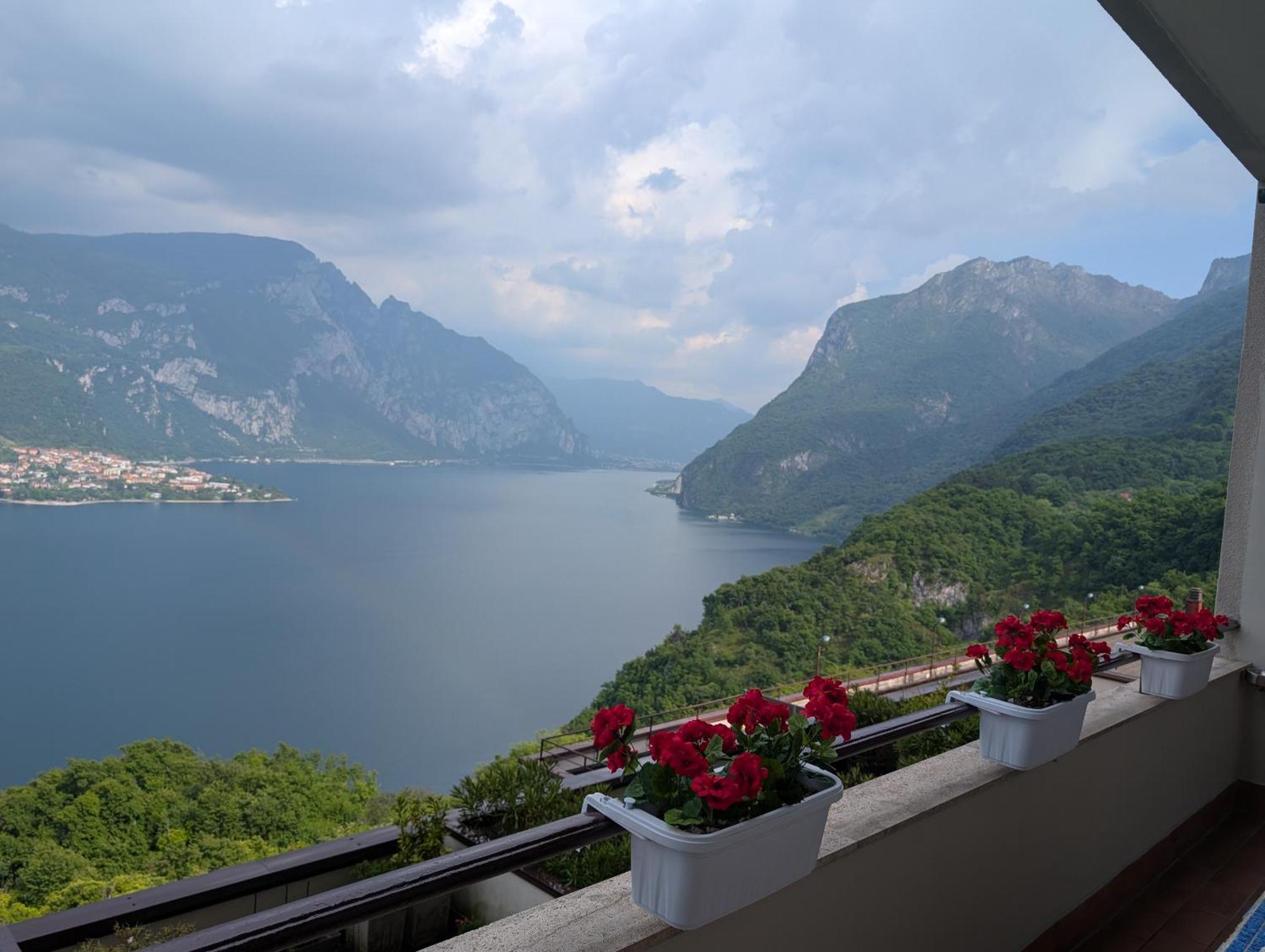 Angolo Paradiso - Lago Di Como Valbrona Exterior photo